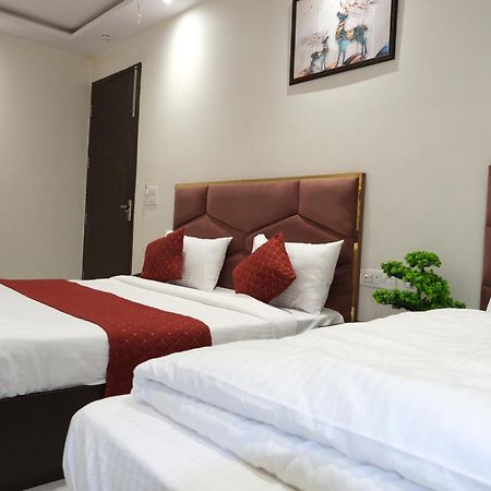 Hotel De Hocks Deluxe - New Delhi Railway Station Dış mekan fotoğraf