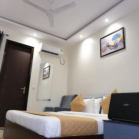 Hotel De Hocks Deluxe - New Delhi Railway Station Dış mekan fotoğraf