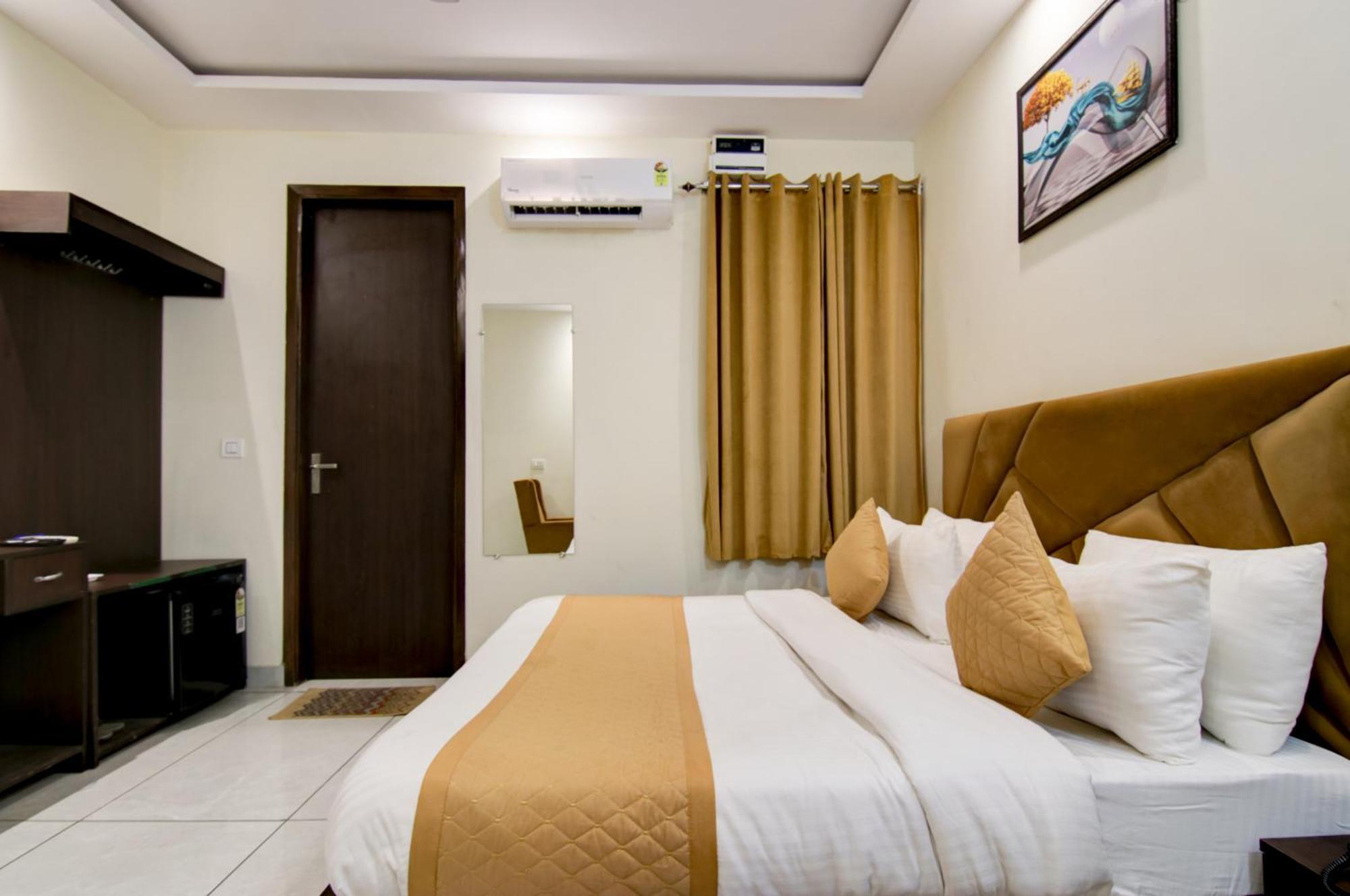 Hotel De Hocks Deluxe - New Delhi Railway Station Dış mekan fotoğraf
