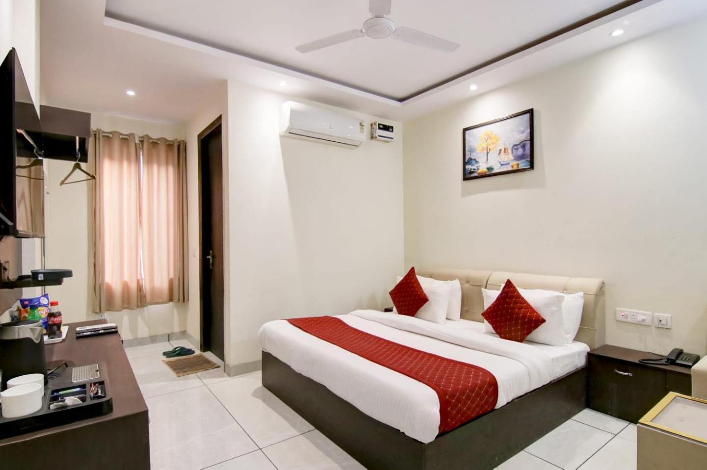 Hotel De Hocks Deluxe - New Delhi Railway Station Dış mekan fotoğraf