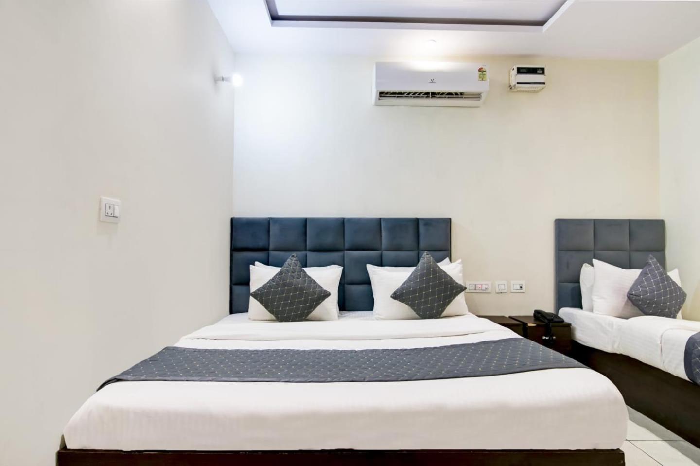 Hotel De Hocks Deluxe - New Delhi Railway Station Dış mekan fotoğraf
